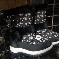 Snow Boots Size 8