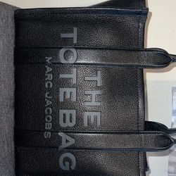 Marc Jacobs The Tote Bag