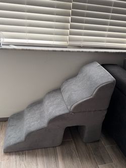 Gray Foam Pet Ramp for Couch or Bed