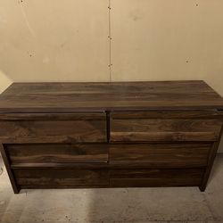 DRESSER ( 6 DRAWER ) 