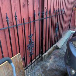 Iron Fence 12ft