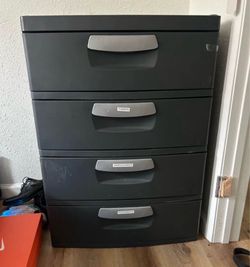 Dresser drawer