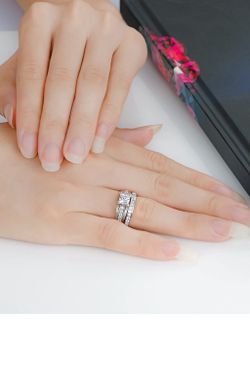 White gold with silver gold wedding 👰 band set