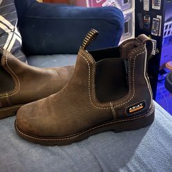 ariat steel toe workboots size 9.5EE ( wide)