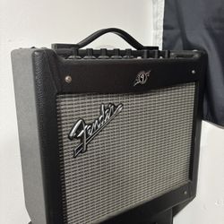 Fender Mustang V2 Guitar Amplifier 
