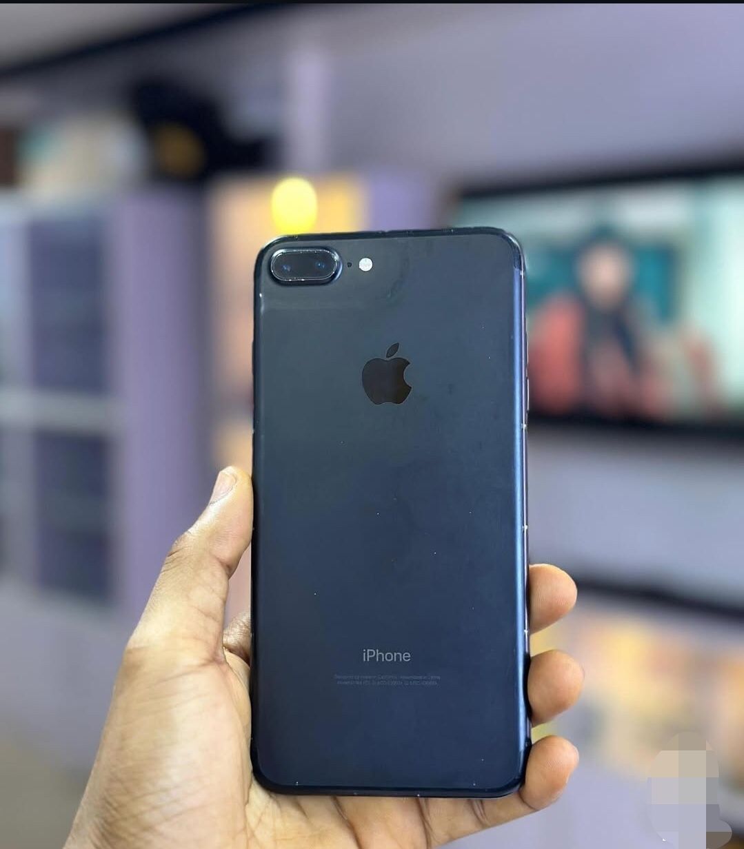 iPhone 7 Plus Unlocked With Warranty