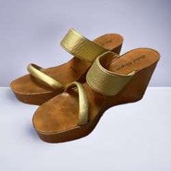 Robert Clergerie Dylan Wedge Slingback Gold Metallic Sandals Size 8 1/2 B12 5961