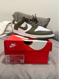Nike Dunks Size 9 Men’s New