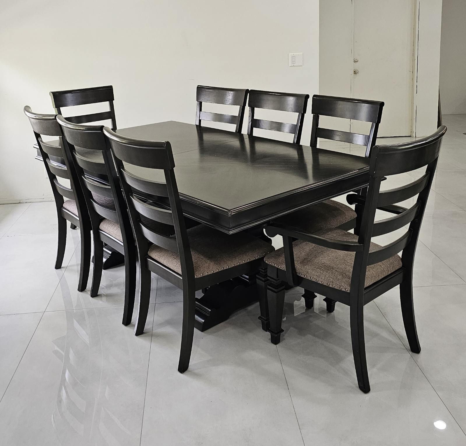 Dining Room Table And Chairs