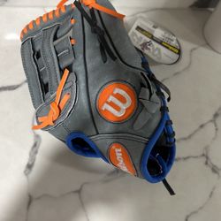 Wilson Baseball Glove