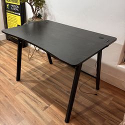 Office Desk $20