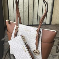 Michael Kors Handbag+Double Zipper Wallet