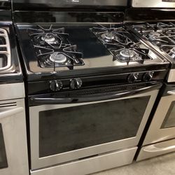 Amana Gas Stove 4 Burners 