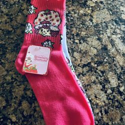 2pack strawberry shortcake socks 4/10