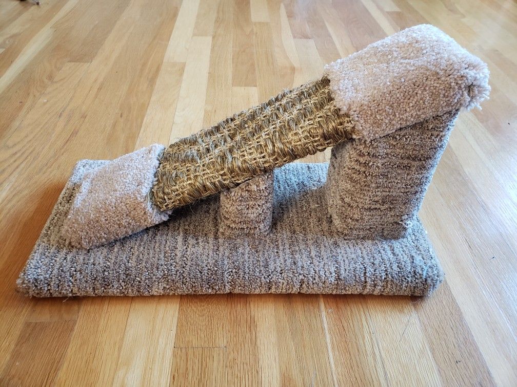 Cat Scratching Post