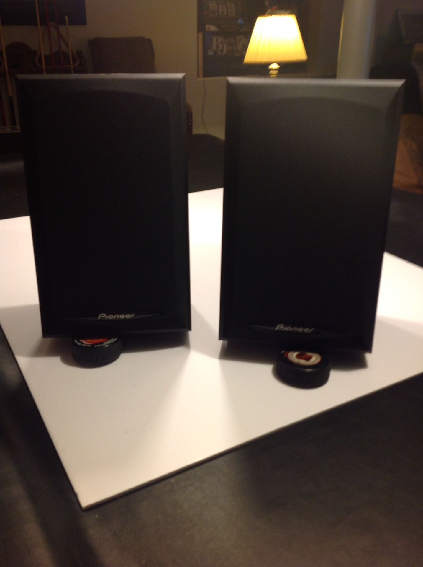 Pioneer Model S-H152B-K Bookshelf Speakers (pair)