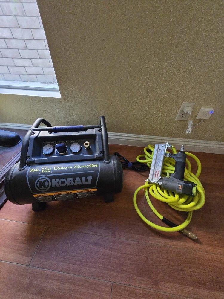 Kobalt 3 Gallon Portable Electric Hot Dog Air Compressor
