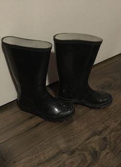 Kids rain boots