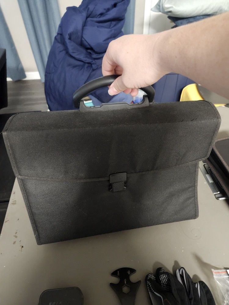 File Carrier