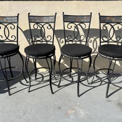 Swival Bar Stools 