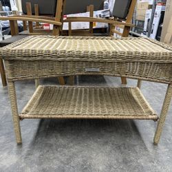 Rosemont Light Brown Rectangular Steel Wicker Outdoor Patio Coffee Table, mesita de patio