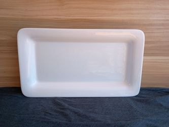 Kohl's white rectangular ceramic serving platter or baking dish