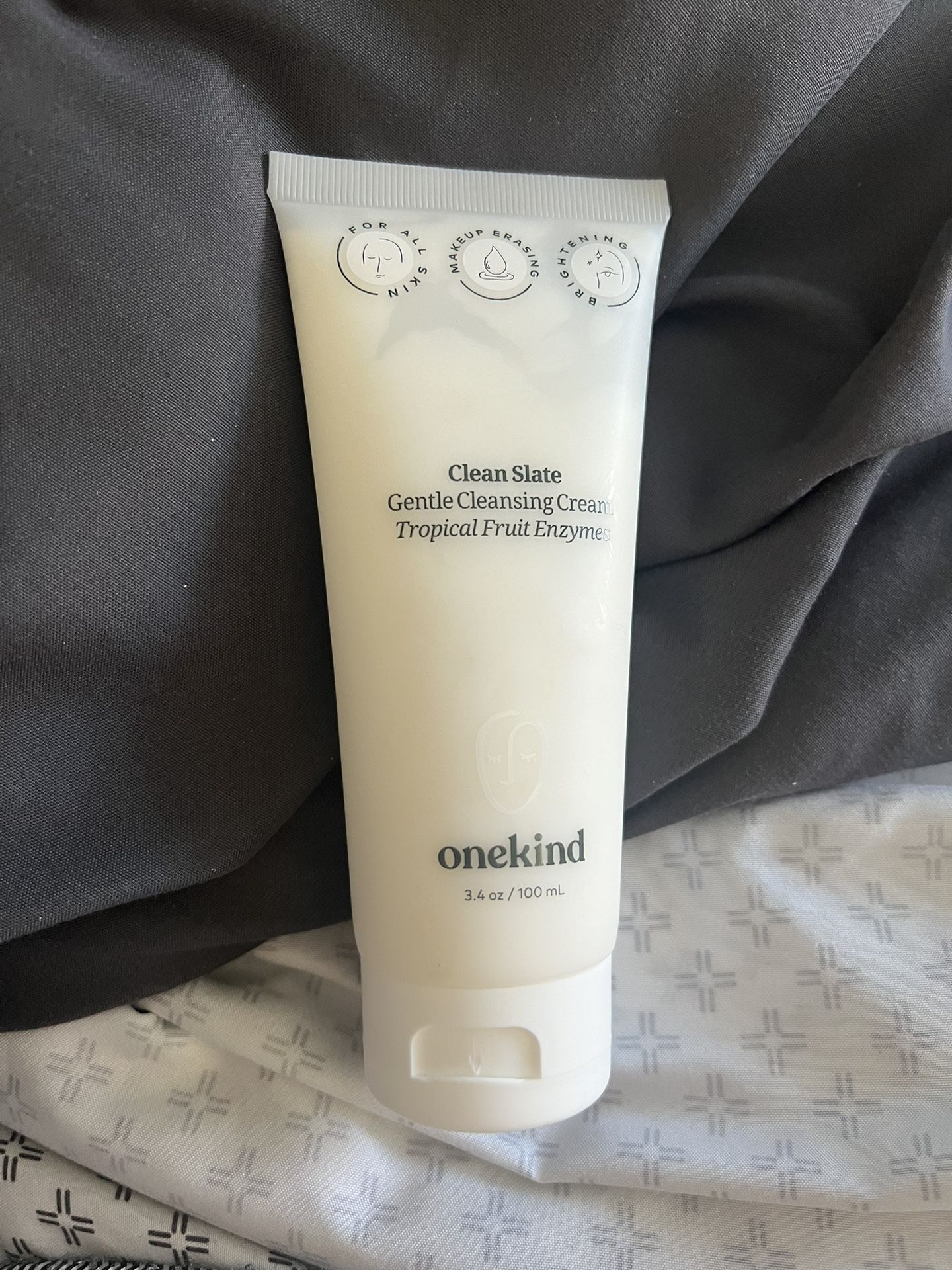 One kind Clean Slate Gentle Cleansing Cream