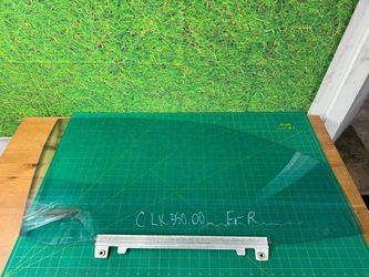 98-03 Mercedes CLK320 CLK430 W208 Front Right Passenger Door Window Glass OEM
