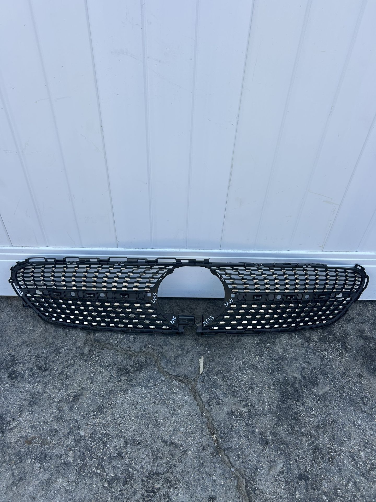 2017 2018 2019 2020 Mercedes E300 E400 AMG Front Upper Grille OEM A(contact info removed)/A(contact info removed)