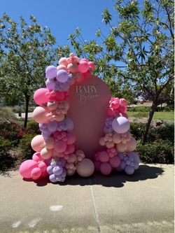 Balloon garland
