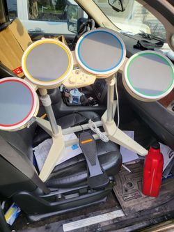 Harmonix Nintendo Wii Rock Band Drum Set with foot Pedal Model 19092 Wired USB  no need for a dongle