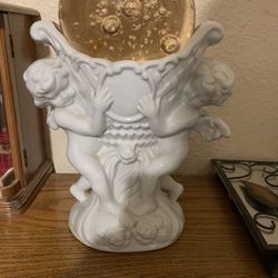 Angle Vase 