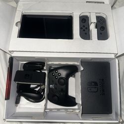 Nintendo Switch Bundle 
