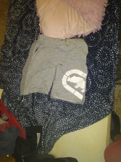 Selling Shorts 