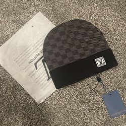 loui beanie