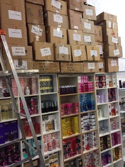 Wholesale perfume and fragrances