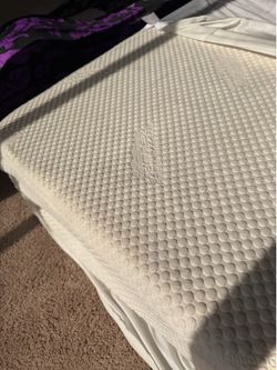 Memory foam mattress QUEEN