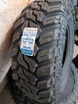 New set of tires mud terrain 35 1250 17 lt