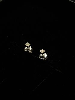 Small White Gold Earrings