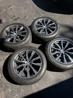 BMW Wheels 20” OEM Rims Tires G05 X5 G06 X6 Style 740M 740