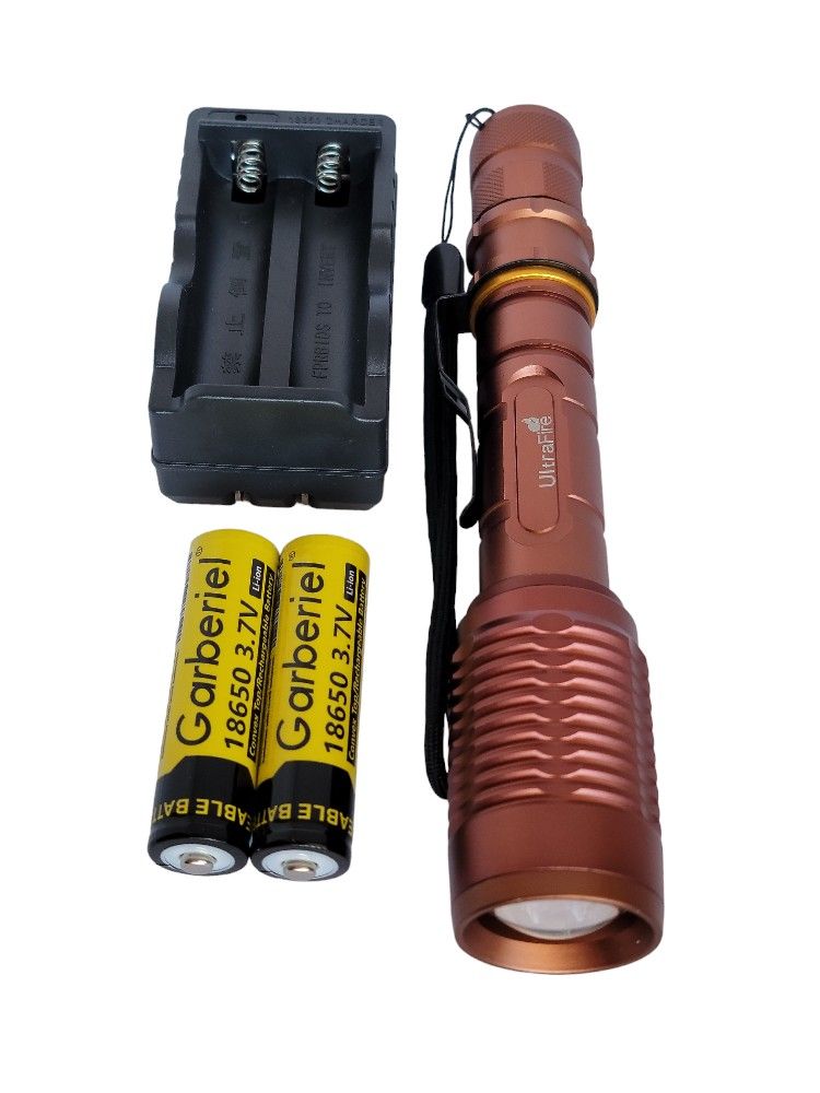 UltraFire FA1102 Hand Flashlight