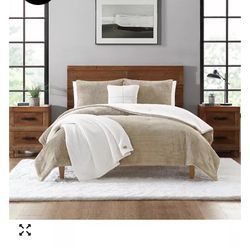 UGG 5 Piece Reversible Comforter Set