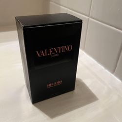 Valentino Uomo (Throw Me A Offer)