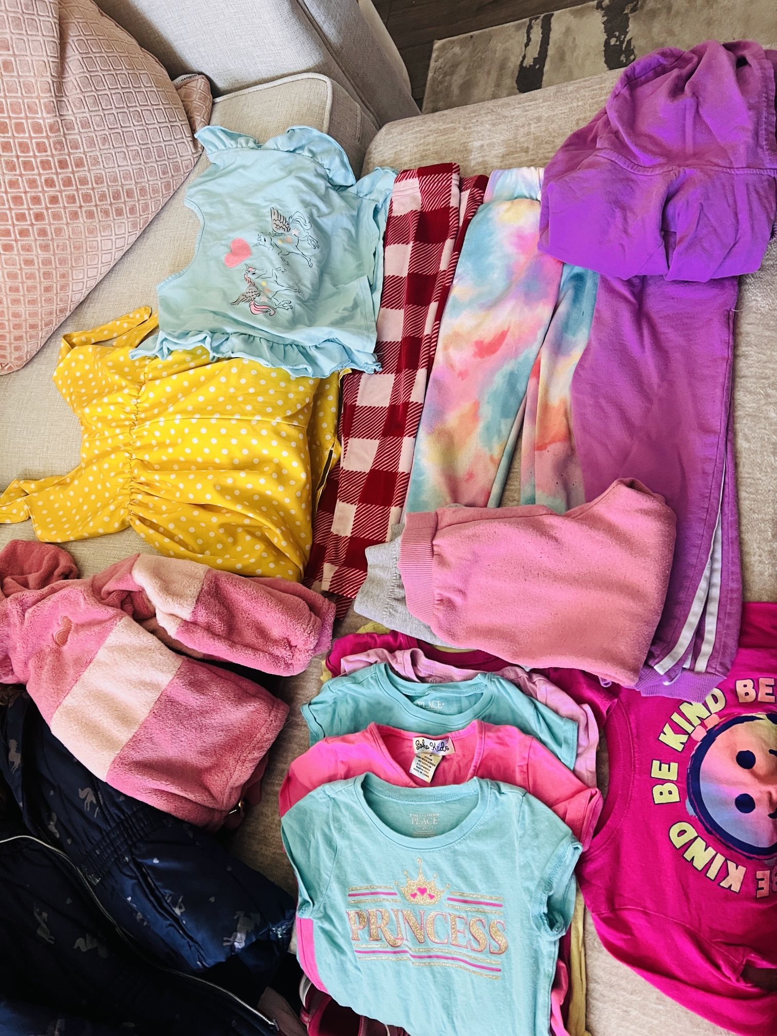 Gently Used Clothes-5T-6T