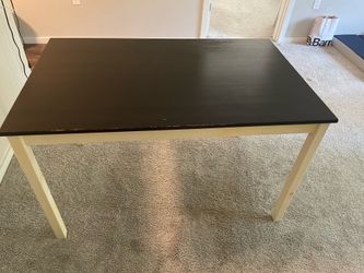Dinner table / office desk