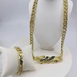 San Judas Tadeo Collar Y Pulsera SAIN JUDE bracelet and necklace GOLD PLATED