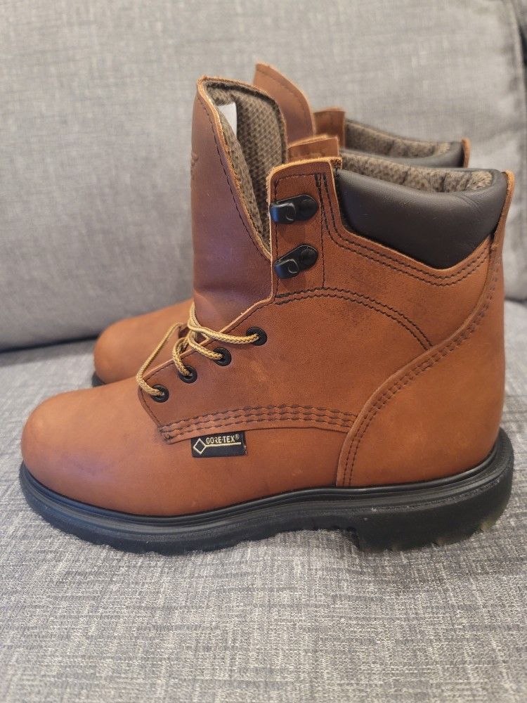 678 red 2025 wing work boot