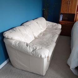 $50 Leather Single Couch !!! STEAL DEAL