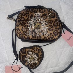 Leopard Juicy Couture Purse And Heart Wristlet 
