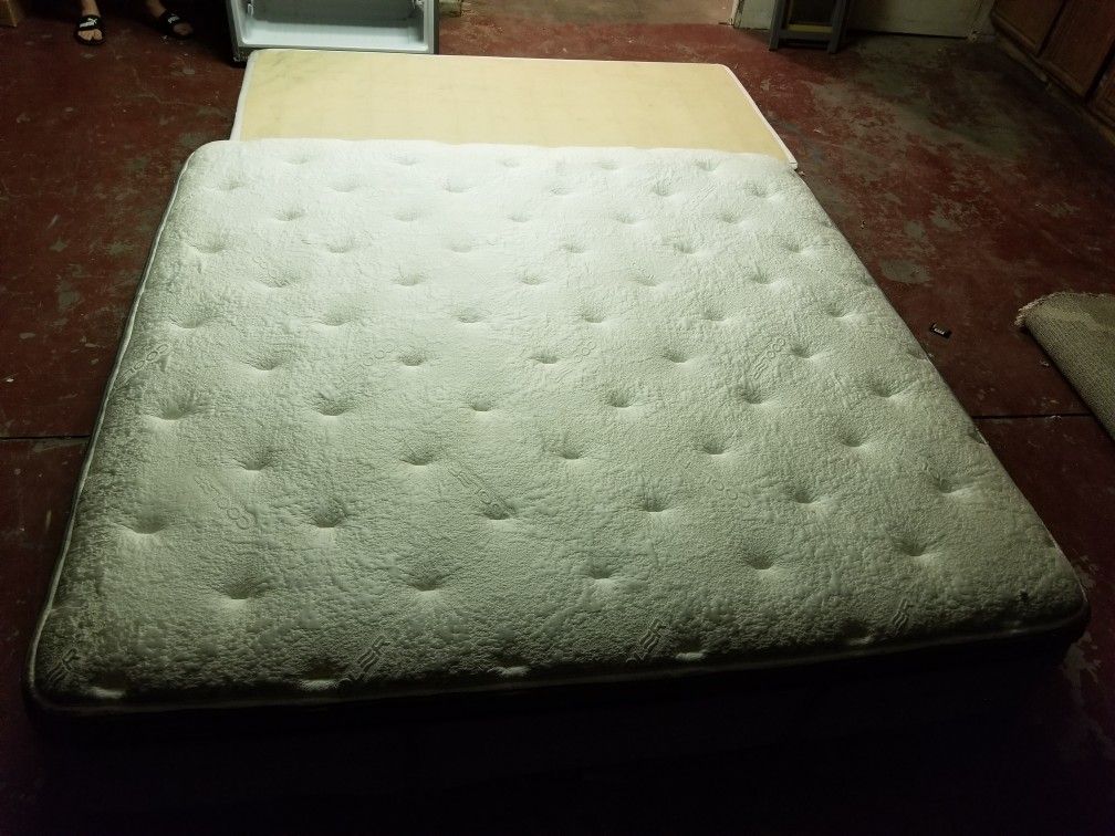 Colchon y basea Free